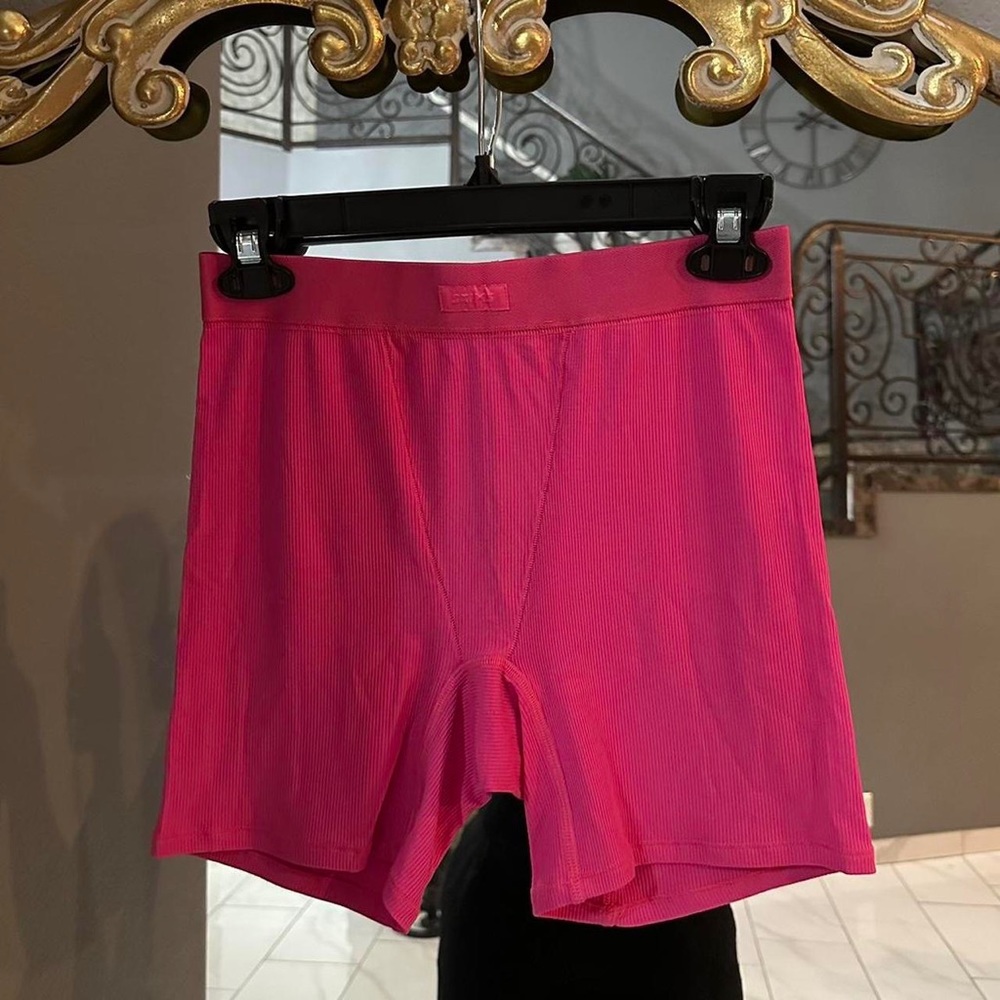 Skims Soft Lounge Hot Pink Boxer